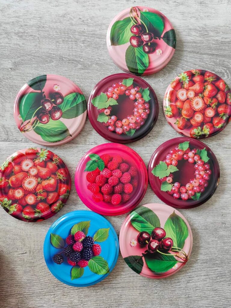 Zakrętki na przetwory Owocowa Uczta fi82 20szt